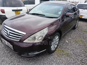 Nissan Teana 2013 Maroon