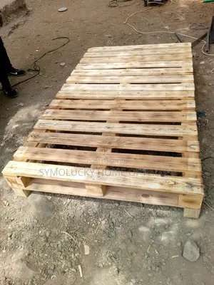 4*6 Pallet Bed. Blazed Pattern Queen Size.