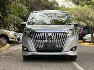 Toyota Esquire 2.0 FWD (7 seater) 2019 Gray