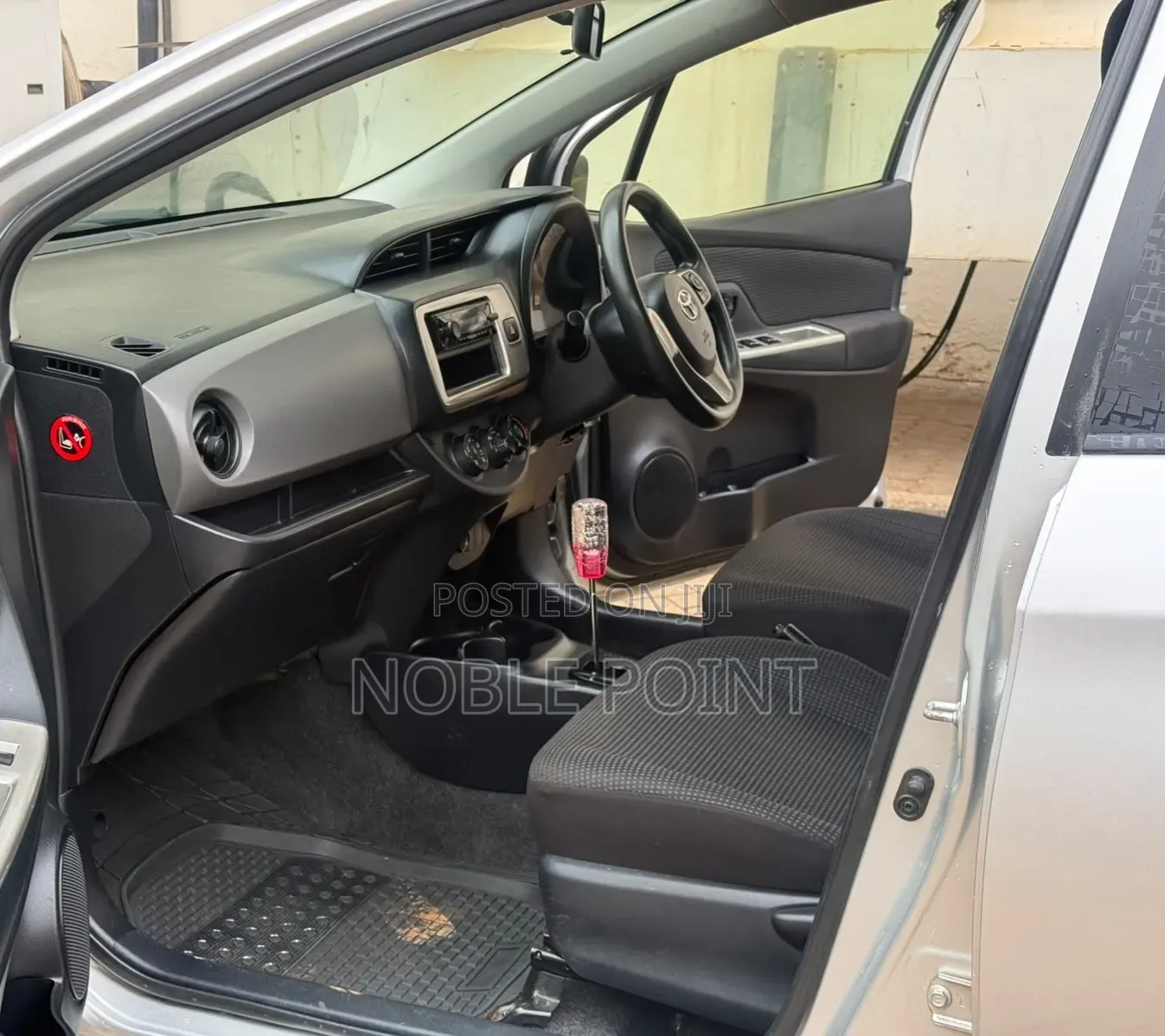 Toyota Vitz 2015 White