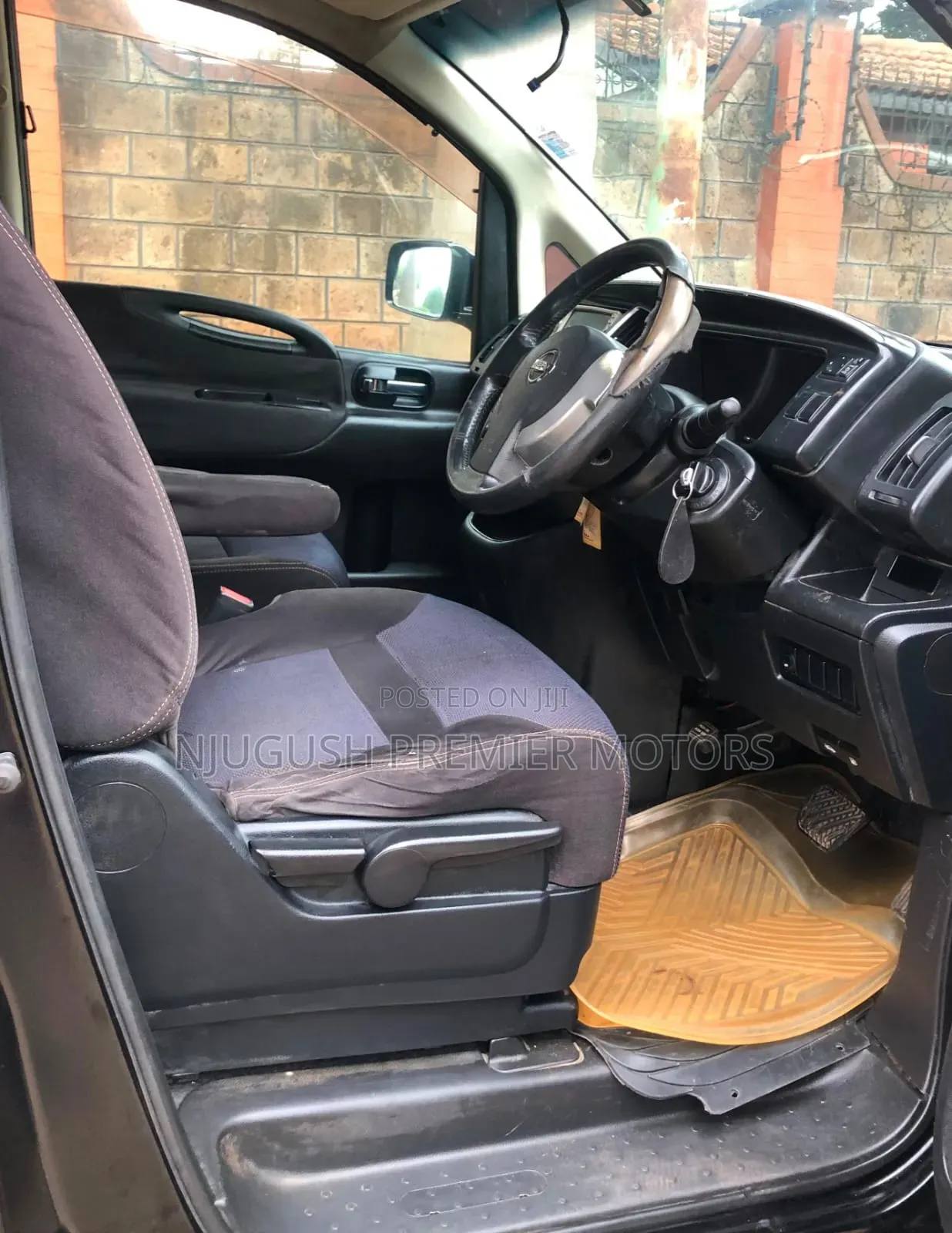 Nissan Serena 2009 Black