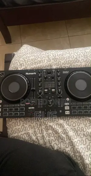 Numark Mixtrack Platinum FX DJ Controller – Excellent Condition