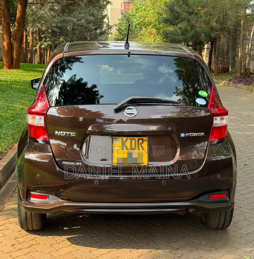 Nissan Note 2017 Brown
