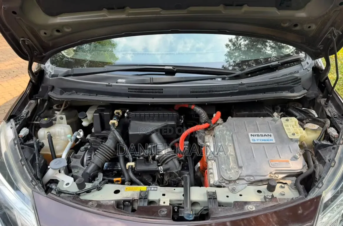 Nissan Note 2017 Brown