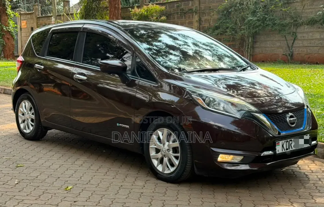 Nissan Note 2017 Brown