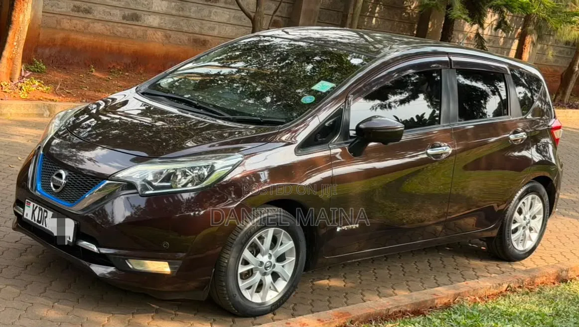 Nissan Note 2017 Brown