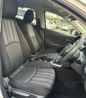 Mazda 2 2020 White