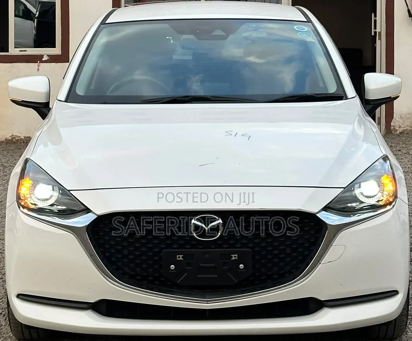 Mazda 2 2020 White