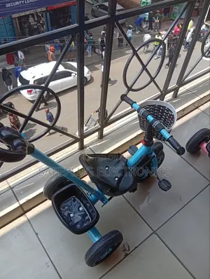Children’s Tricycle Bicycle – Sturdy 3-Wheel Kids Ride-on Bike