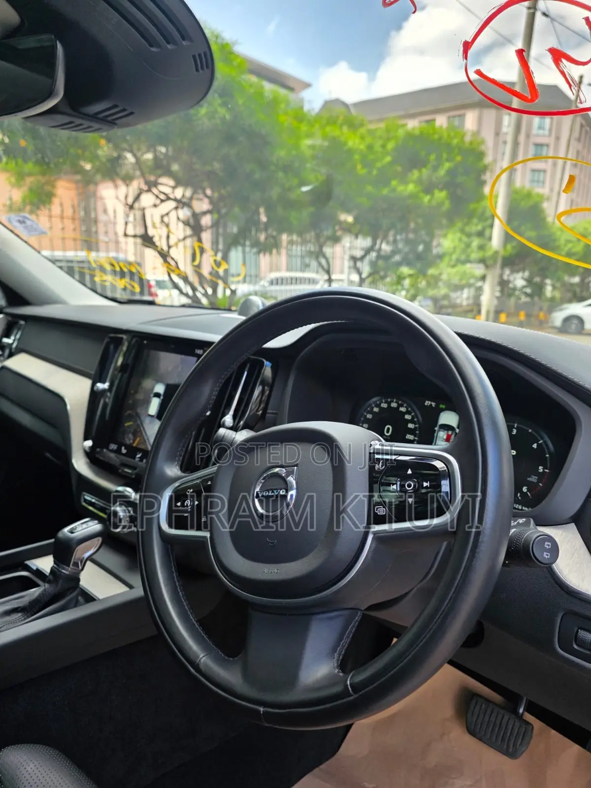 Volvo XC60 2019 Silver