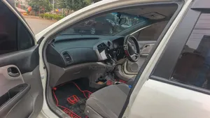 Honda Stream 2010 White