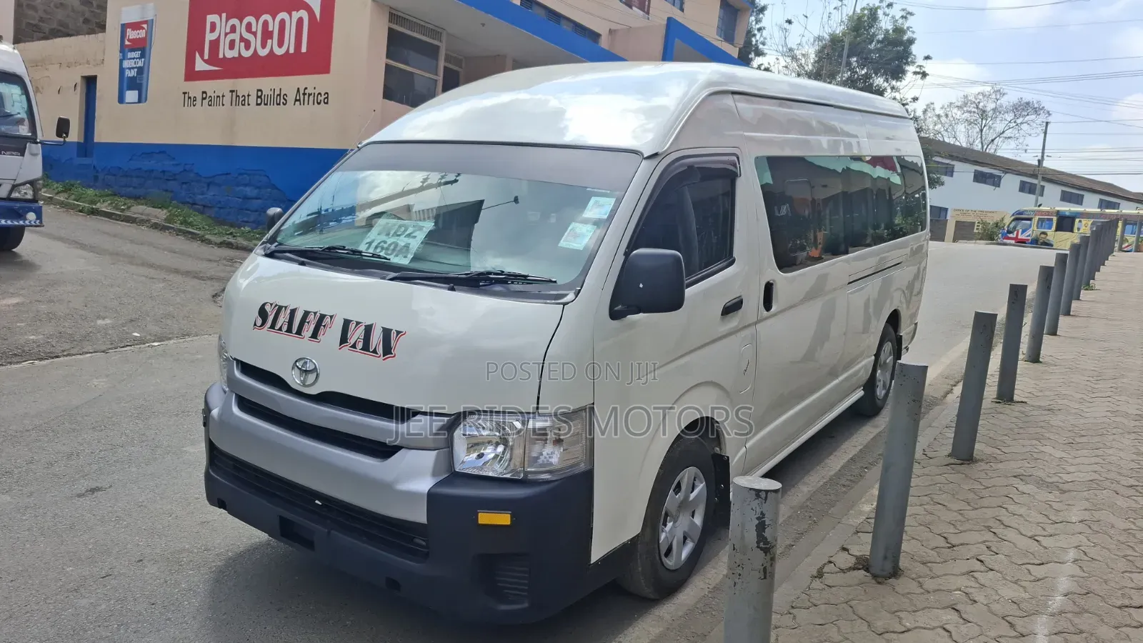 Toyota HiAce 2025 White