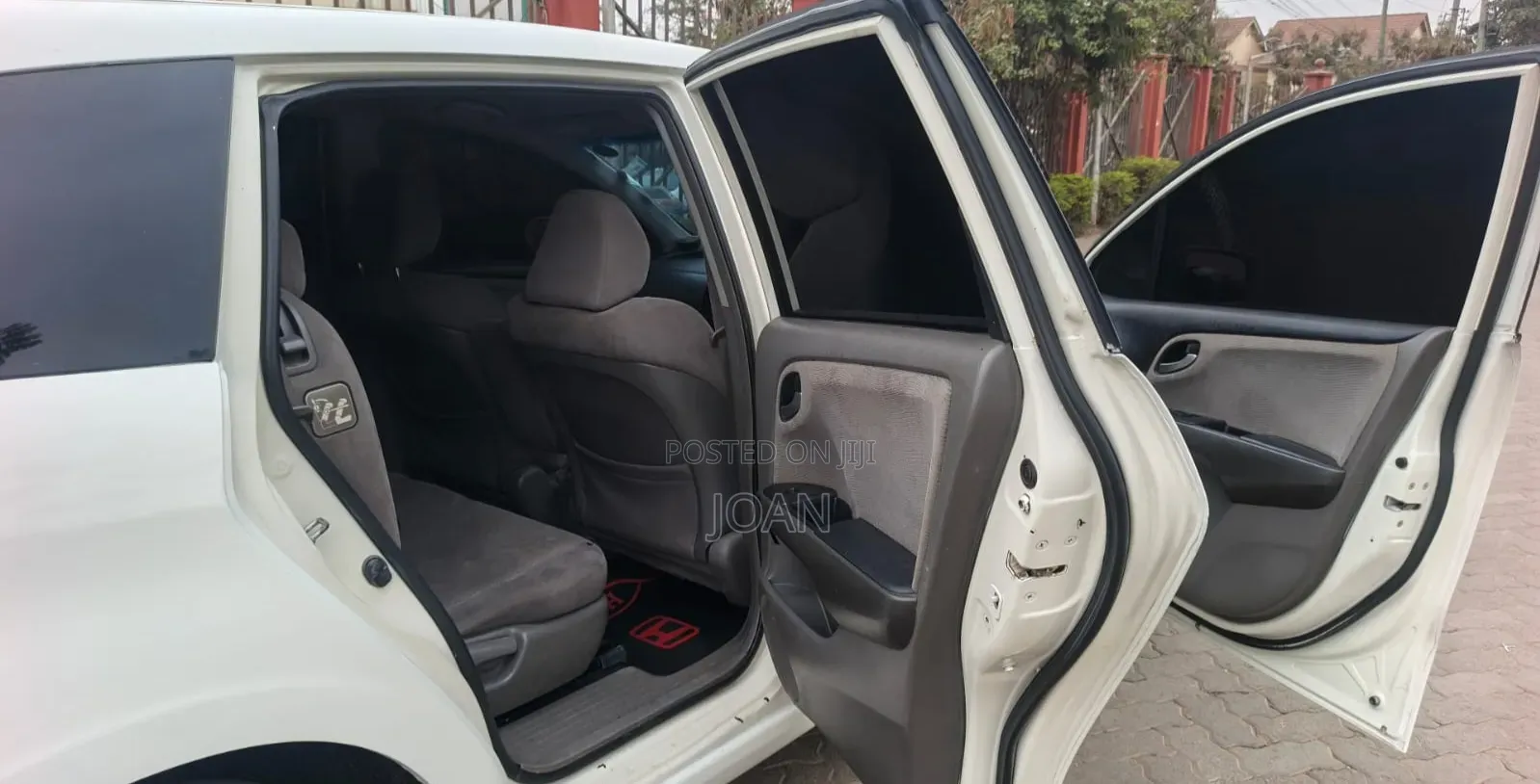 Honda Stream 2010 White