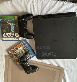 Ps4 Console