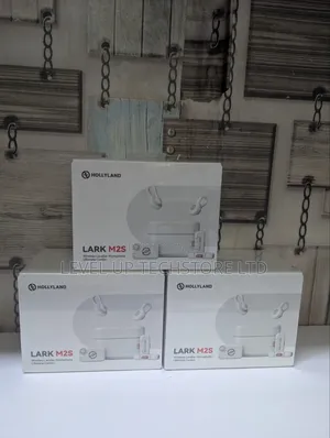 Hollyland LARK M2S Combo 2-Person Wireless Microphone System