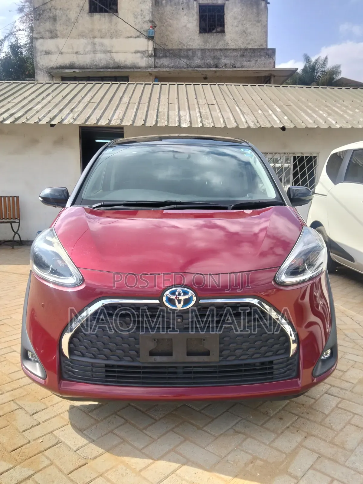 Toyota Sienta 2019 Maroon