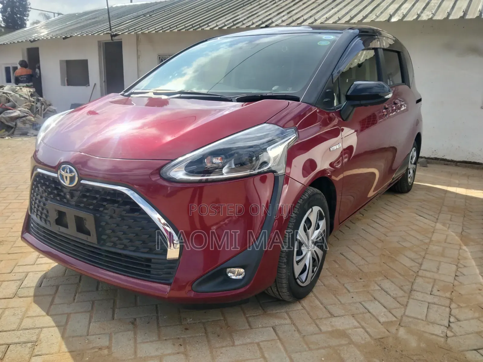 Toyota Sienta 2019 Maroon