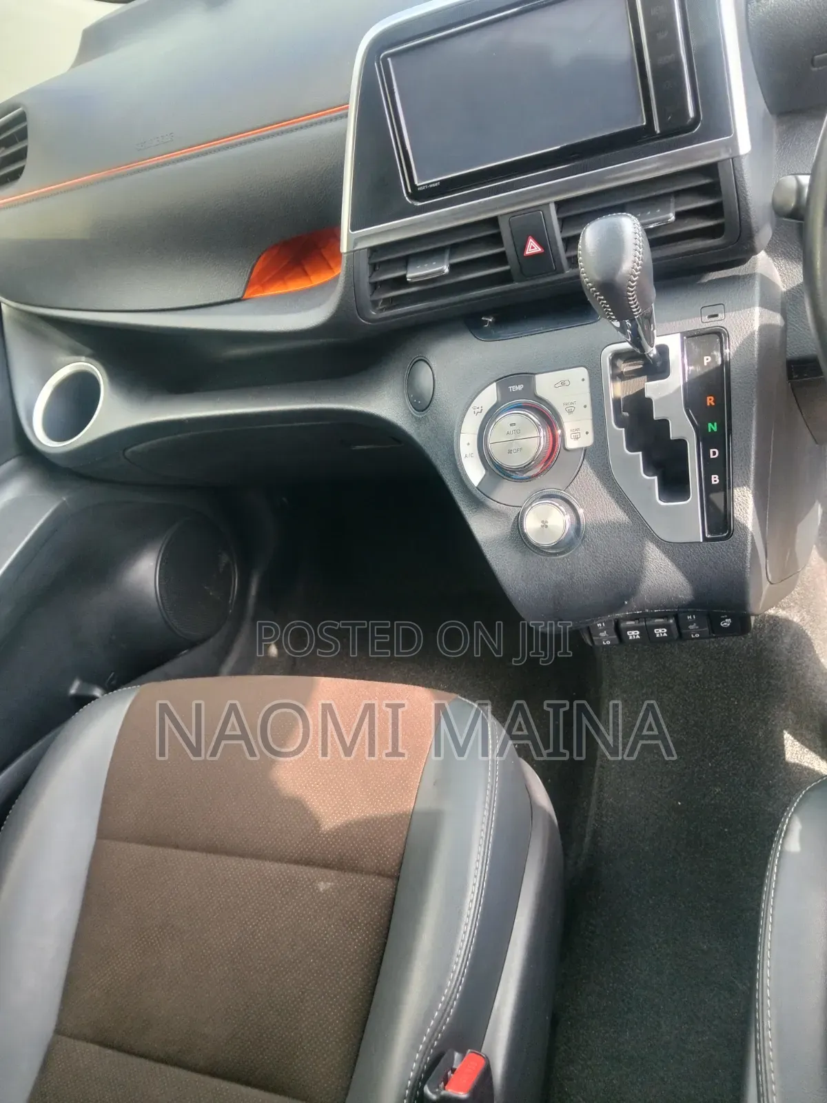 Toyota Sienta 2019 Maroon
