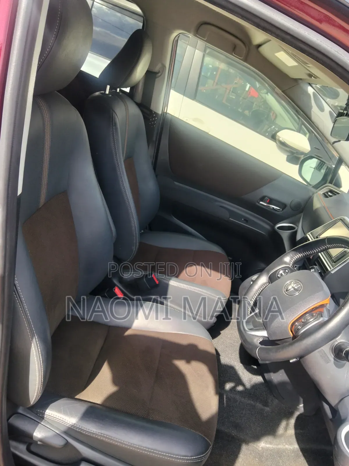 Toyota Sienta 2019 Maroon