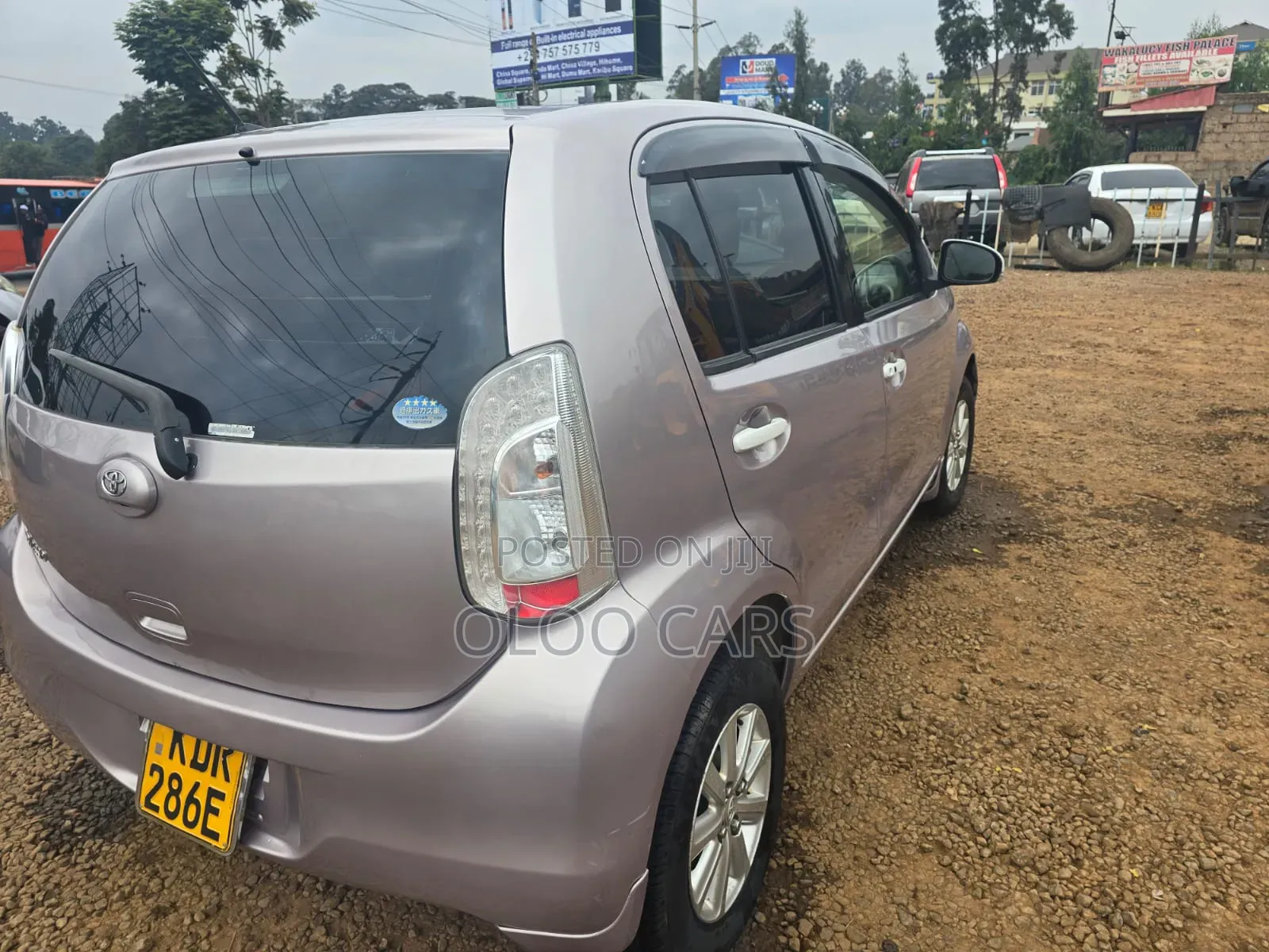 Toyota Passo 2015 Silver