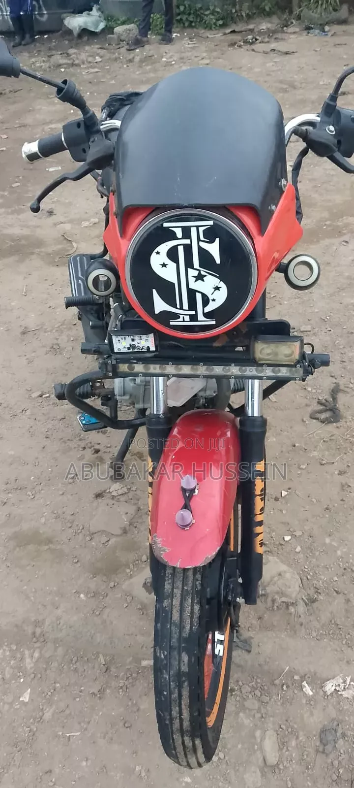 Bajaj Boxer 2026 Red
