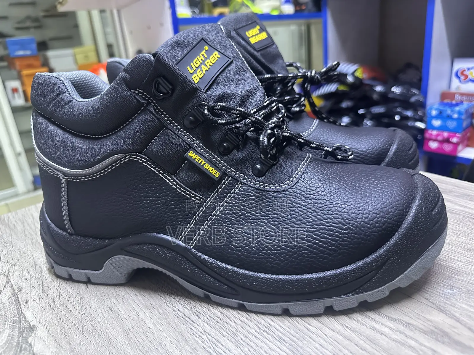Light Bearer Safety Shoes