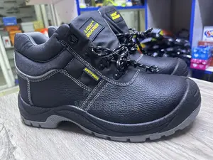 Light Bearer Safety Shoes