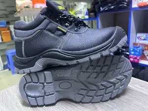 Light Bearer Safety Shoes