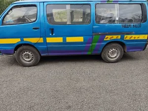 Toyota HiAce 2015 Blue