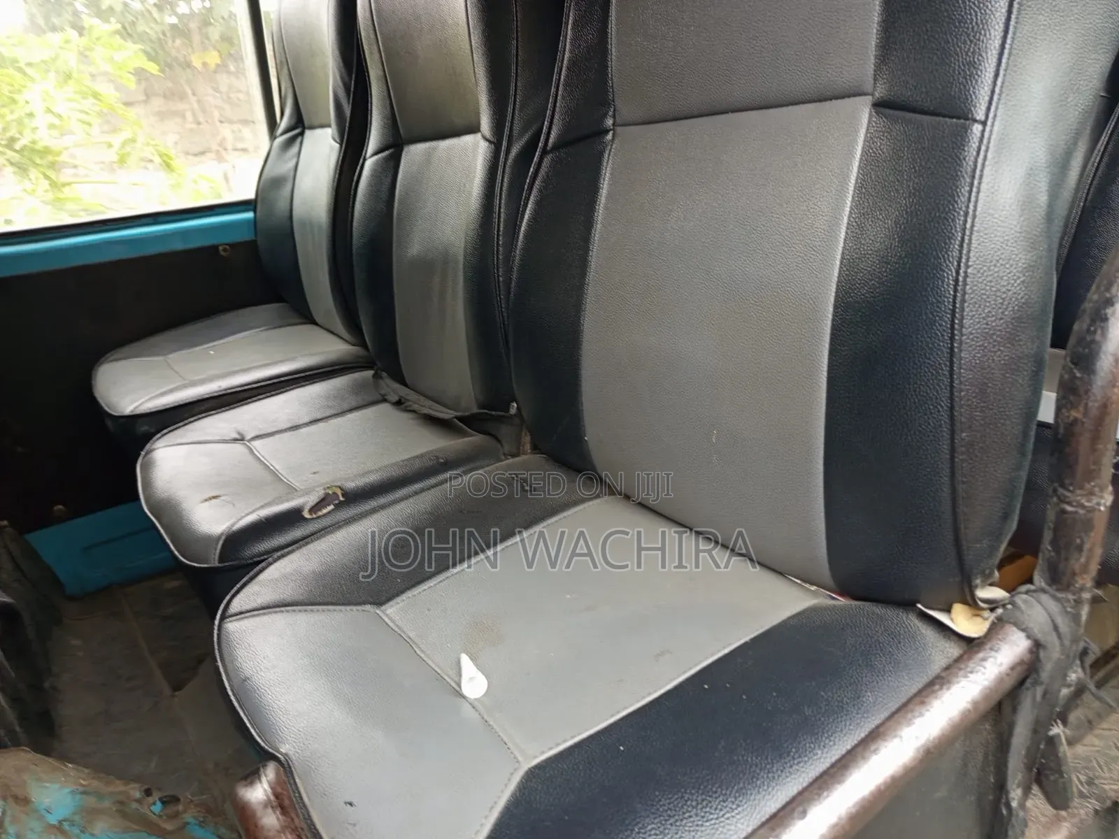 Toyota HiAce 2015 Blue