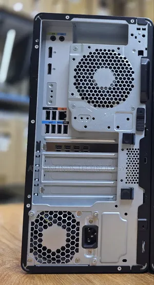 Desktop Computer HP Z2 16GB Intel Core i5 HDD+SSD 128GB