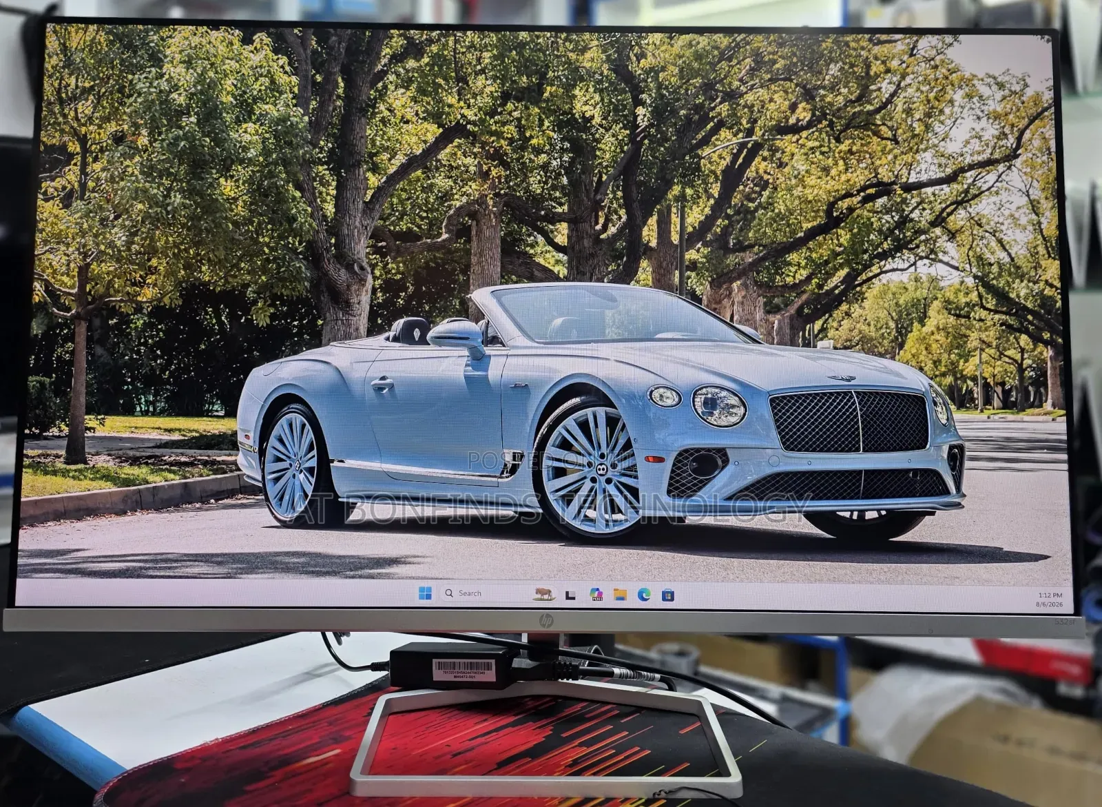 HP Series 5 532sf
Display Size: 32inch