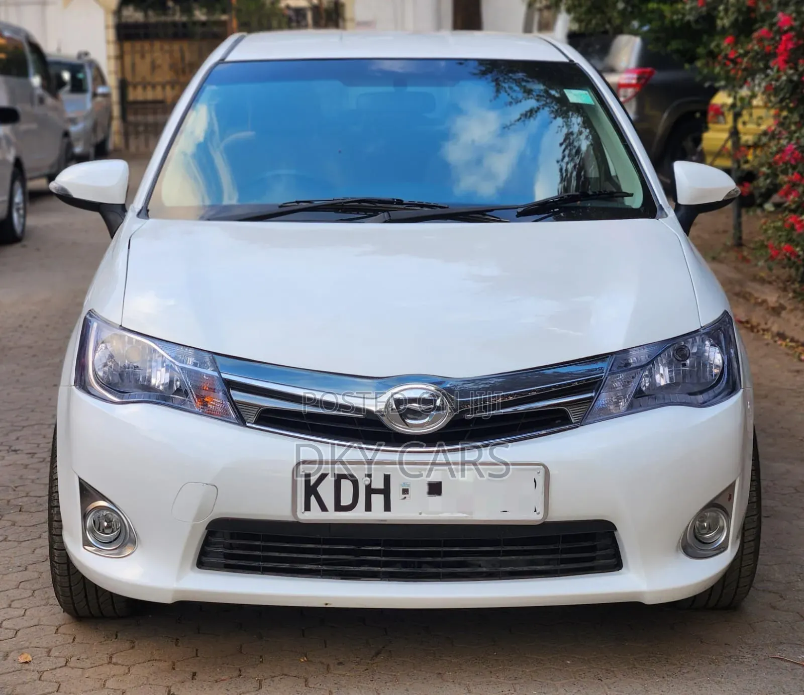 Toyota Axio 2015 Silver