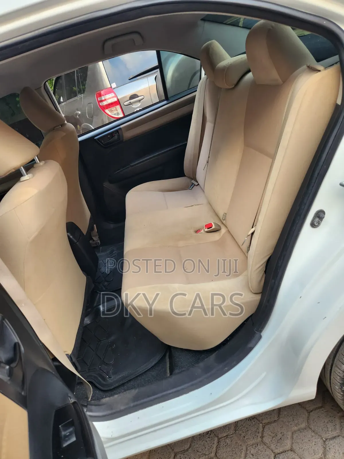 Toyota Axio 2015 Silver