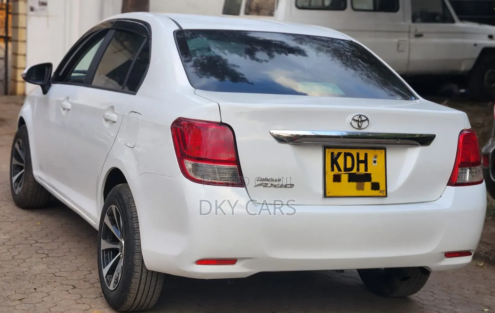 Toyota Axio 2015 Silver