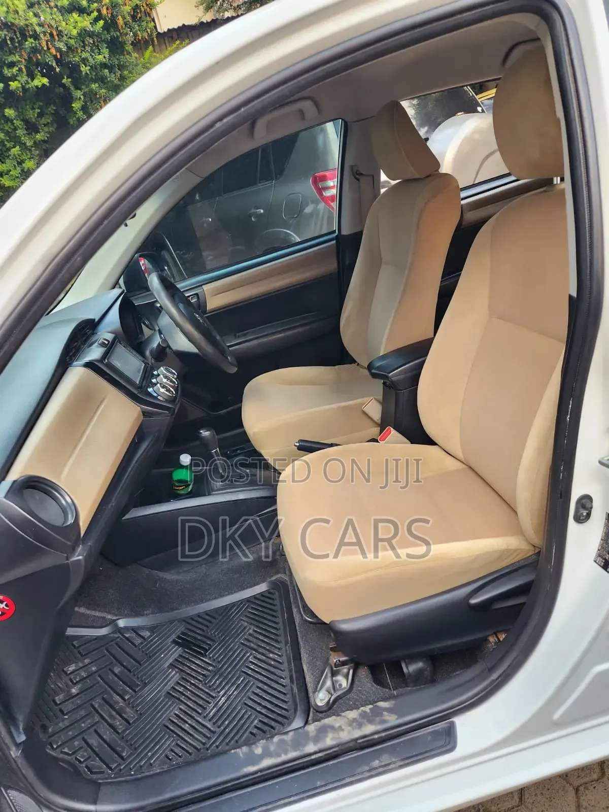 Toyota Axio 2015 Silver