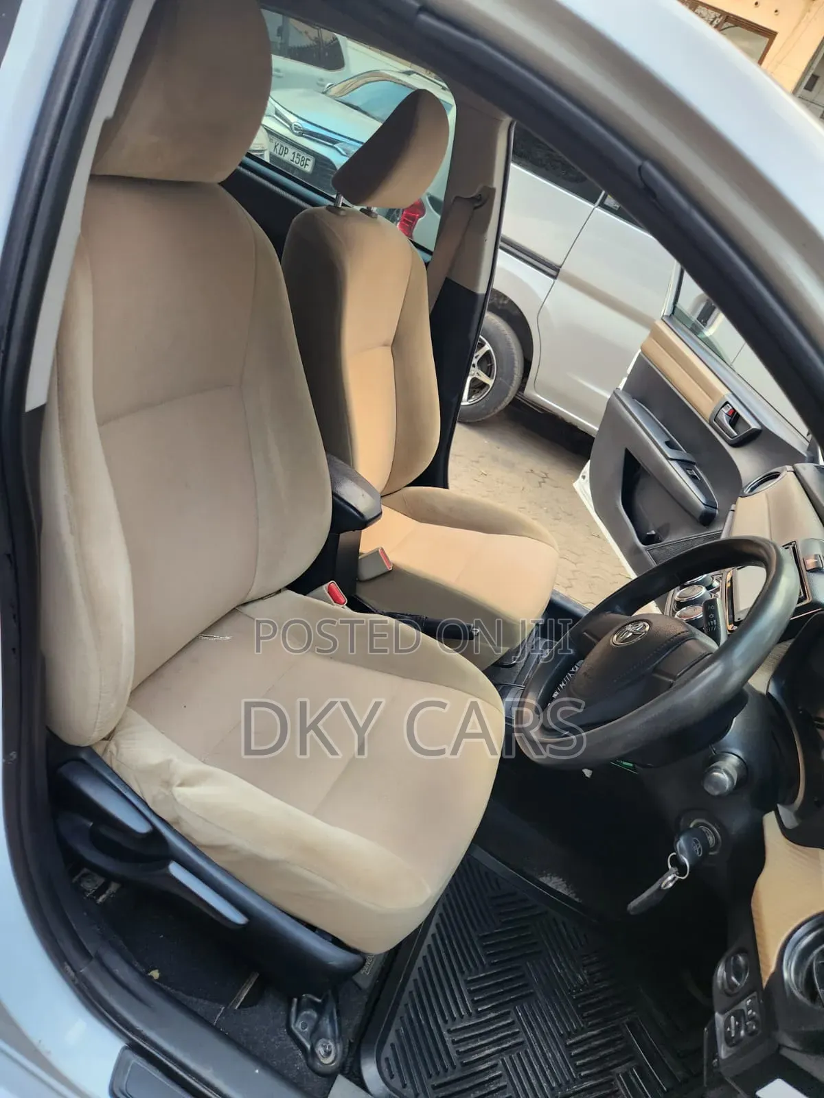 Toyota Axio 2015 Silver