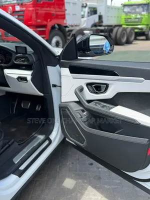 Lamborghini Urus Base 4dr AWD 2020 White