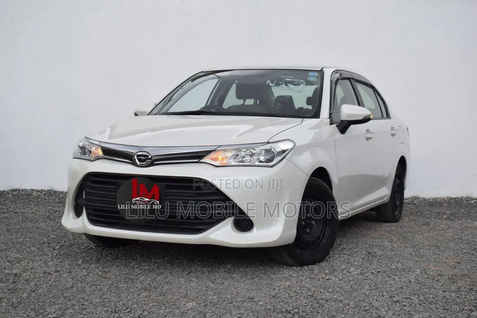 Toyota Axio 2018 White