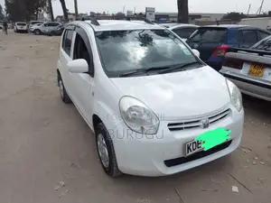 Toyota Passo 2014 White