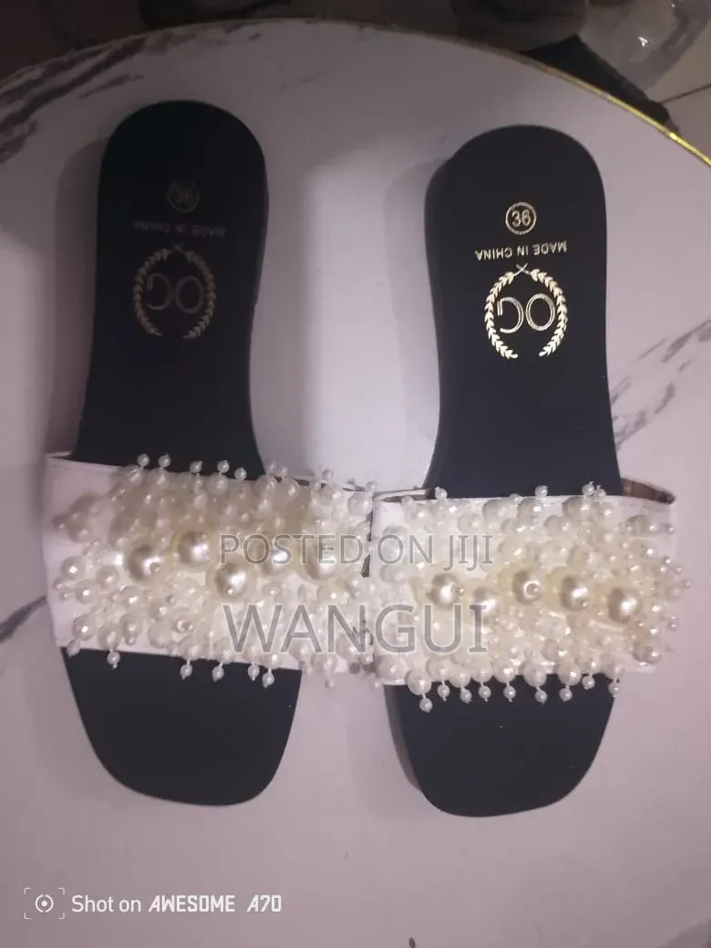 Pearl Sandals Size 37_41