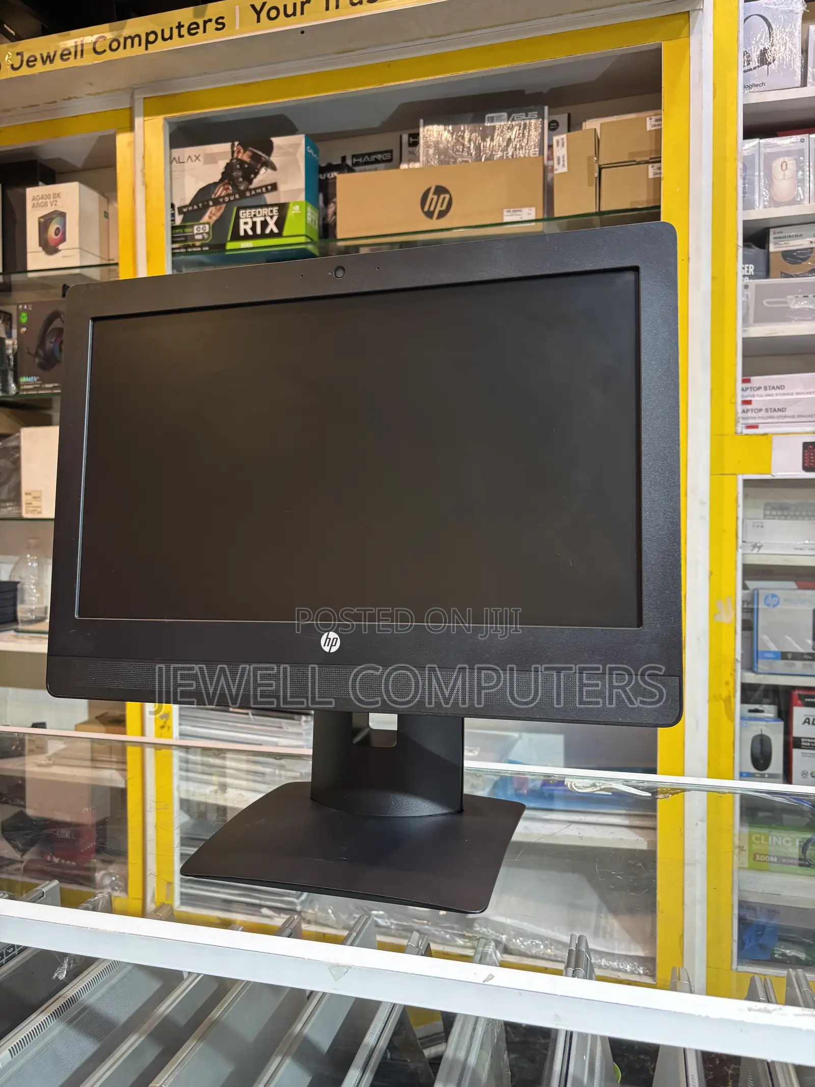 Desktop Computer HP ProOne 400 8GB Intel Core i5 SSD 256GB