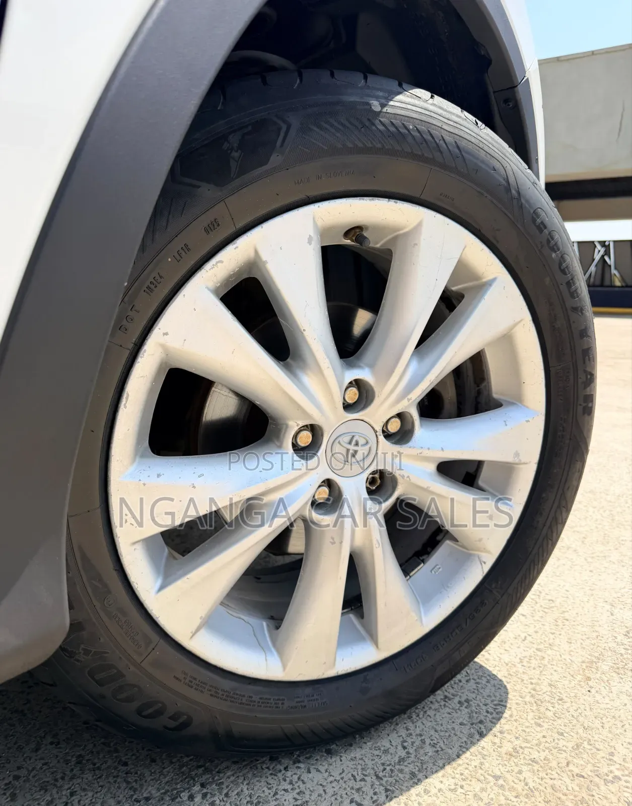 Toyota RAV4 2014 White