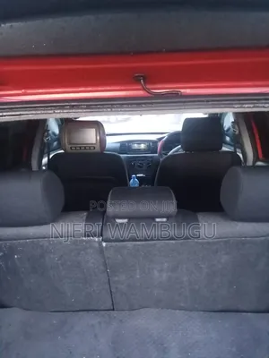Toyota Corolla RunX 2005 Red