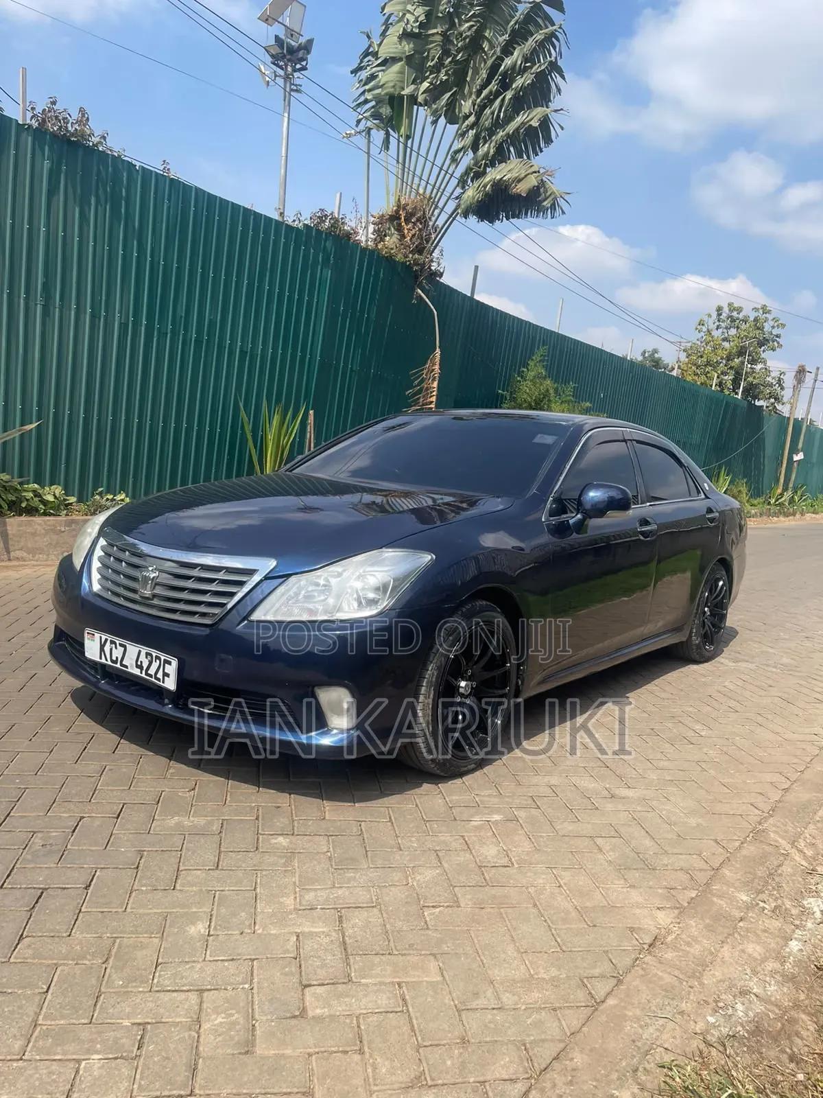 Toyota Crown 2012 Blue