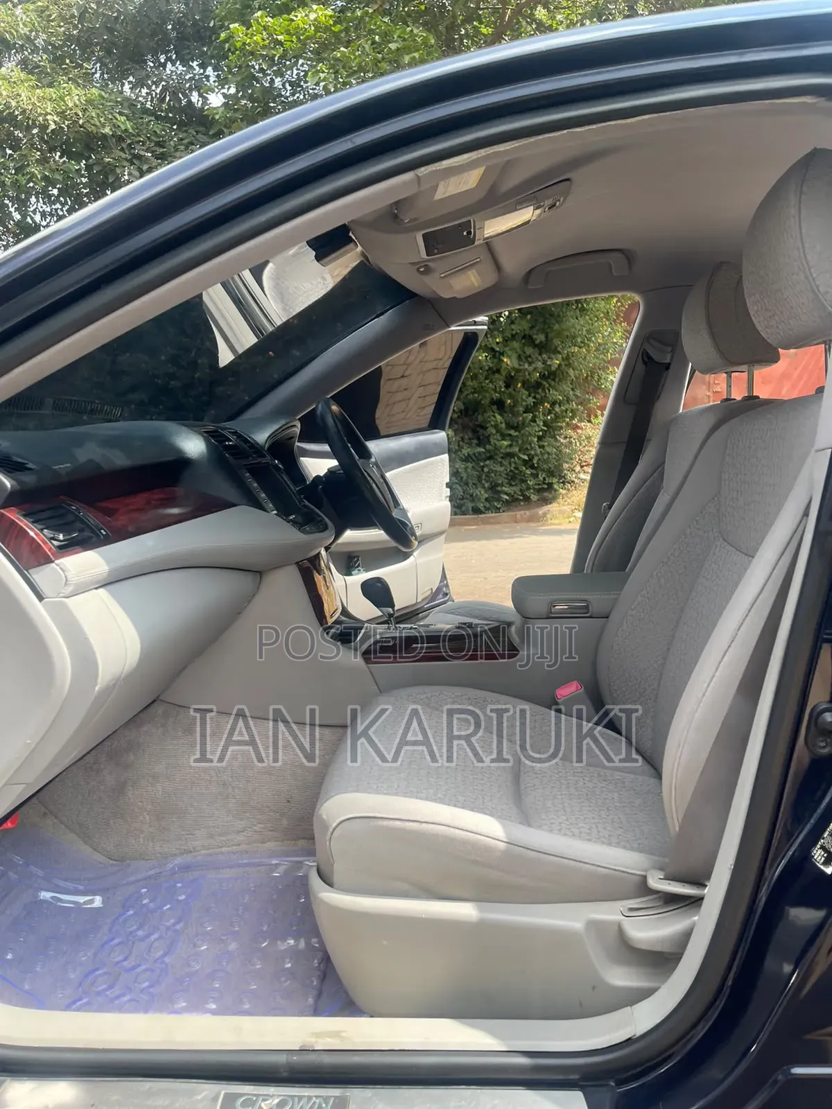 Toyota Crown 2012 Blue
