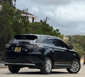 Toyota Harrier 2017 Black