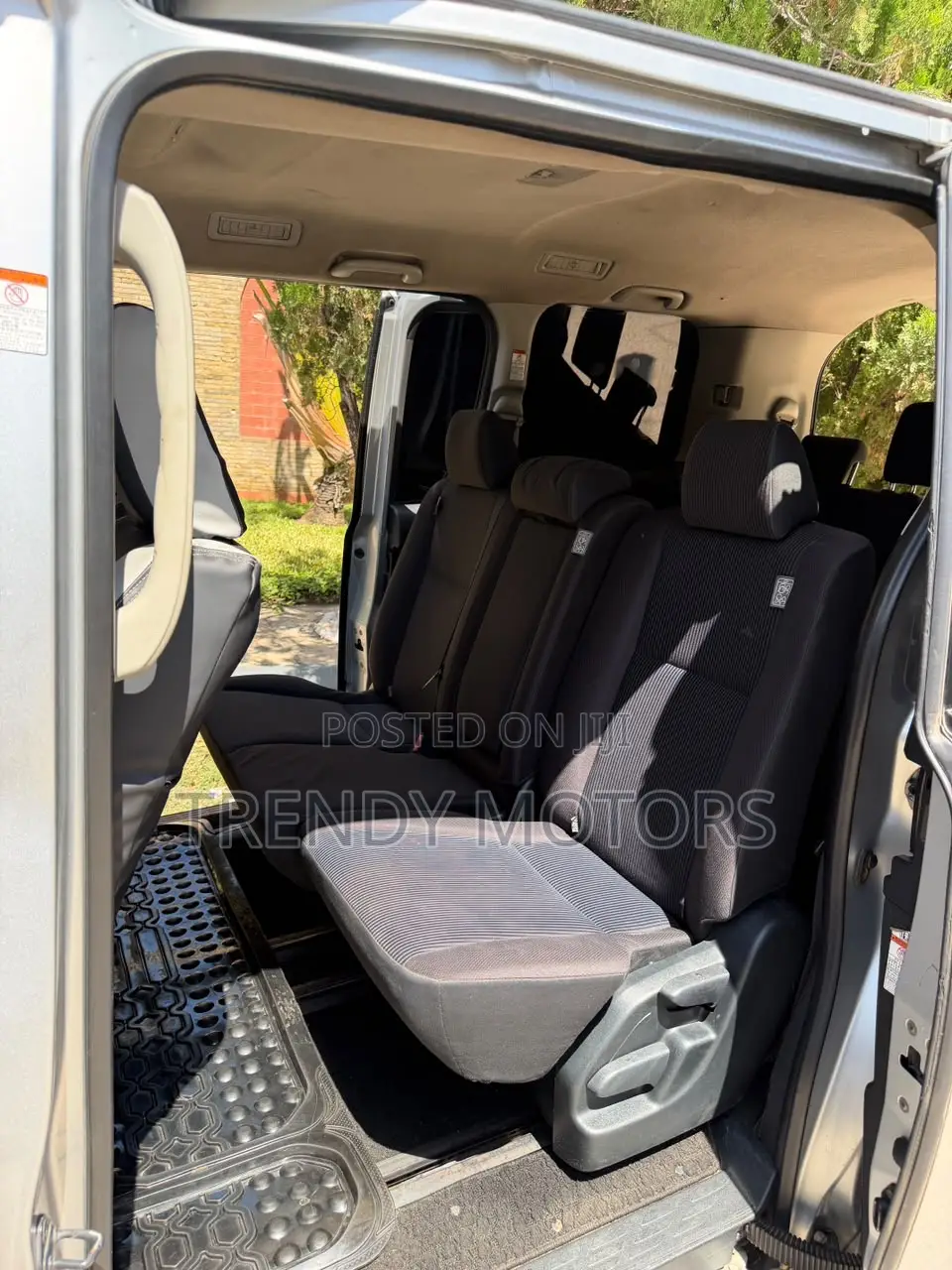 Toyota Noah 2015 Silver