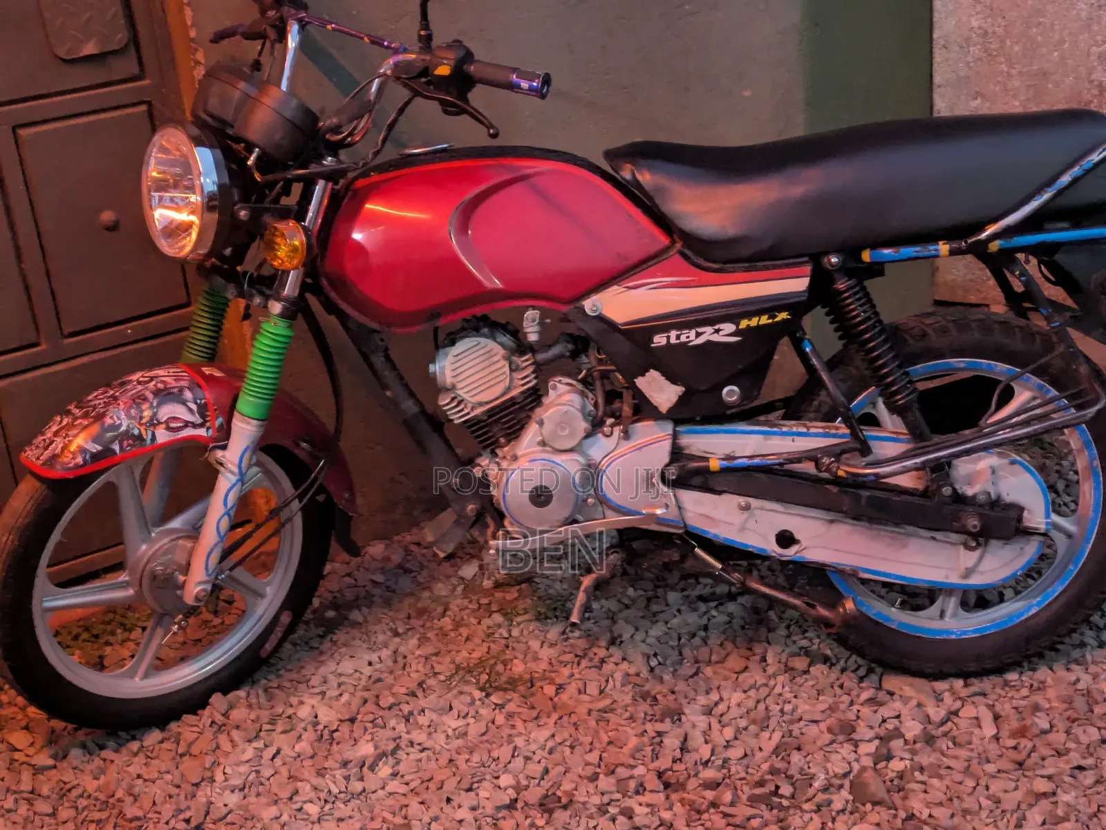 TVS HLX Plus ES 2015 Red
