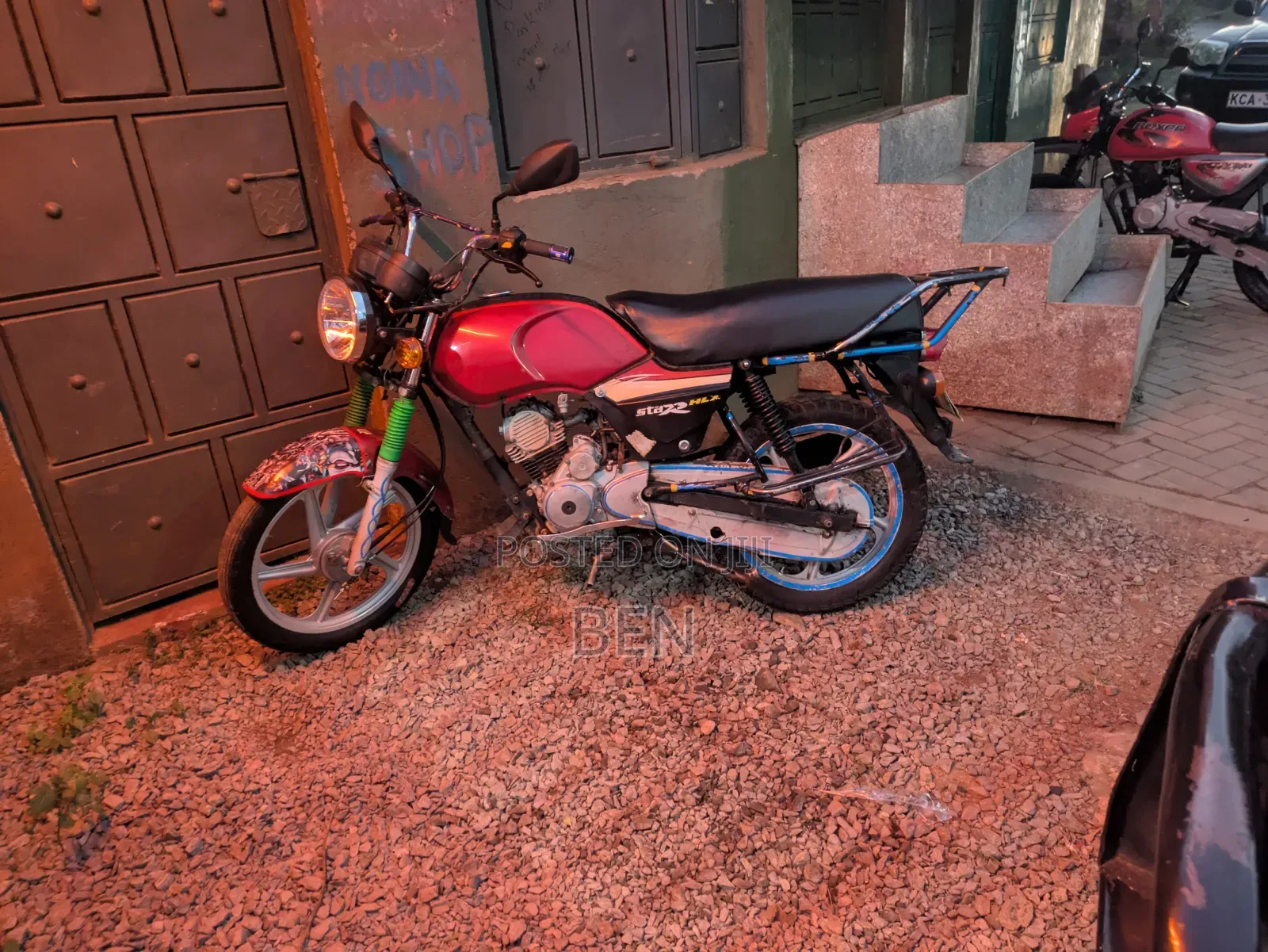 TVS HLX Plus ES 2015 Red